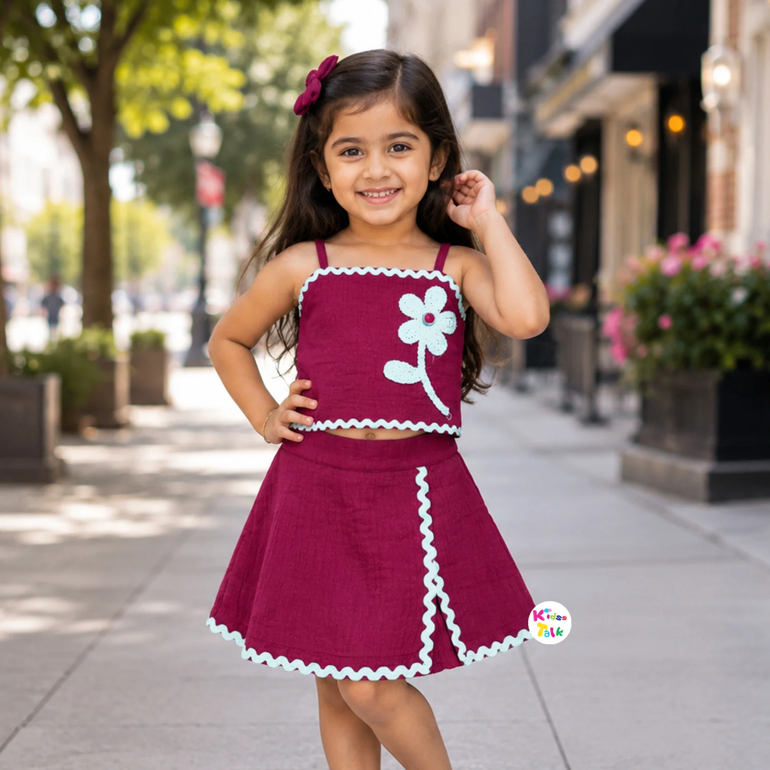 Cotton Sleeveless Top With Flower Applique & Shorts - Maroon