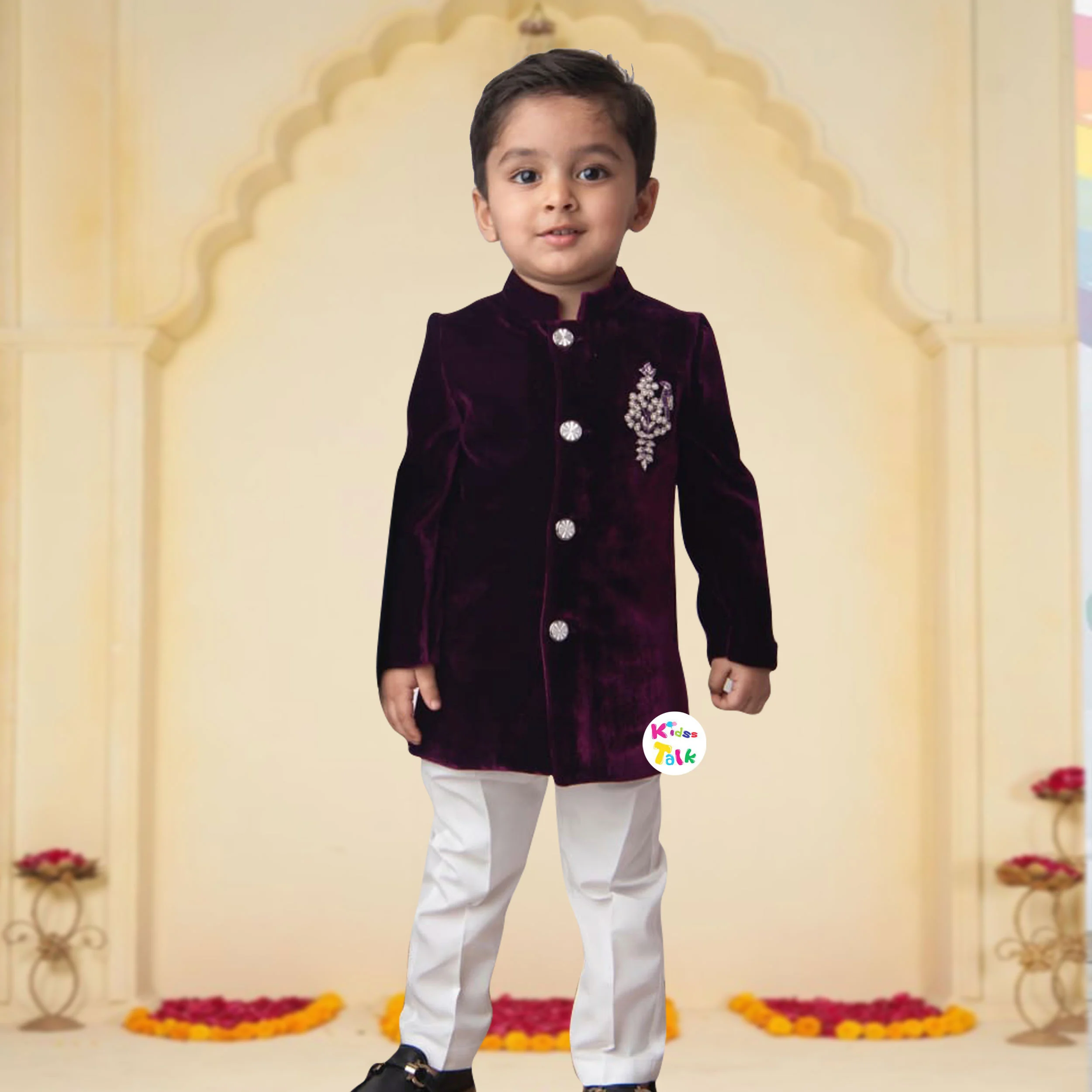 Royal Velvet Full Sleeve Sherwani Set With Broach - Wine