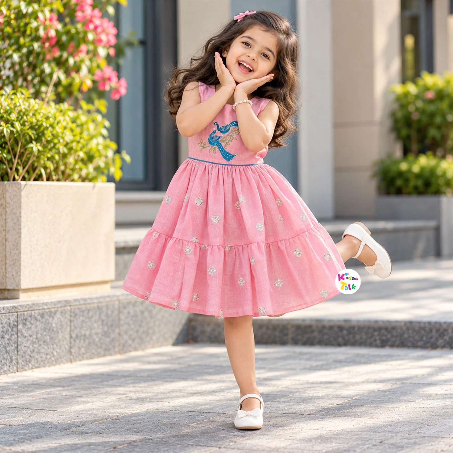 Cute Cotton Bird Embroidery Sleeveless Frock - Peach