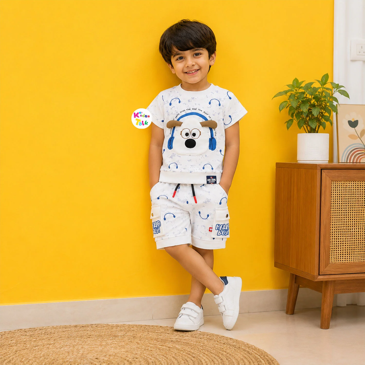 Soft Cotton Half Sleeve T-shirt Set With Cute Patch Work - White
