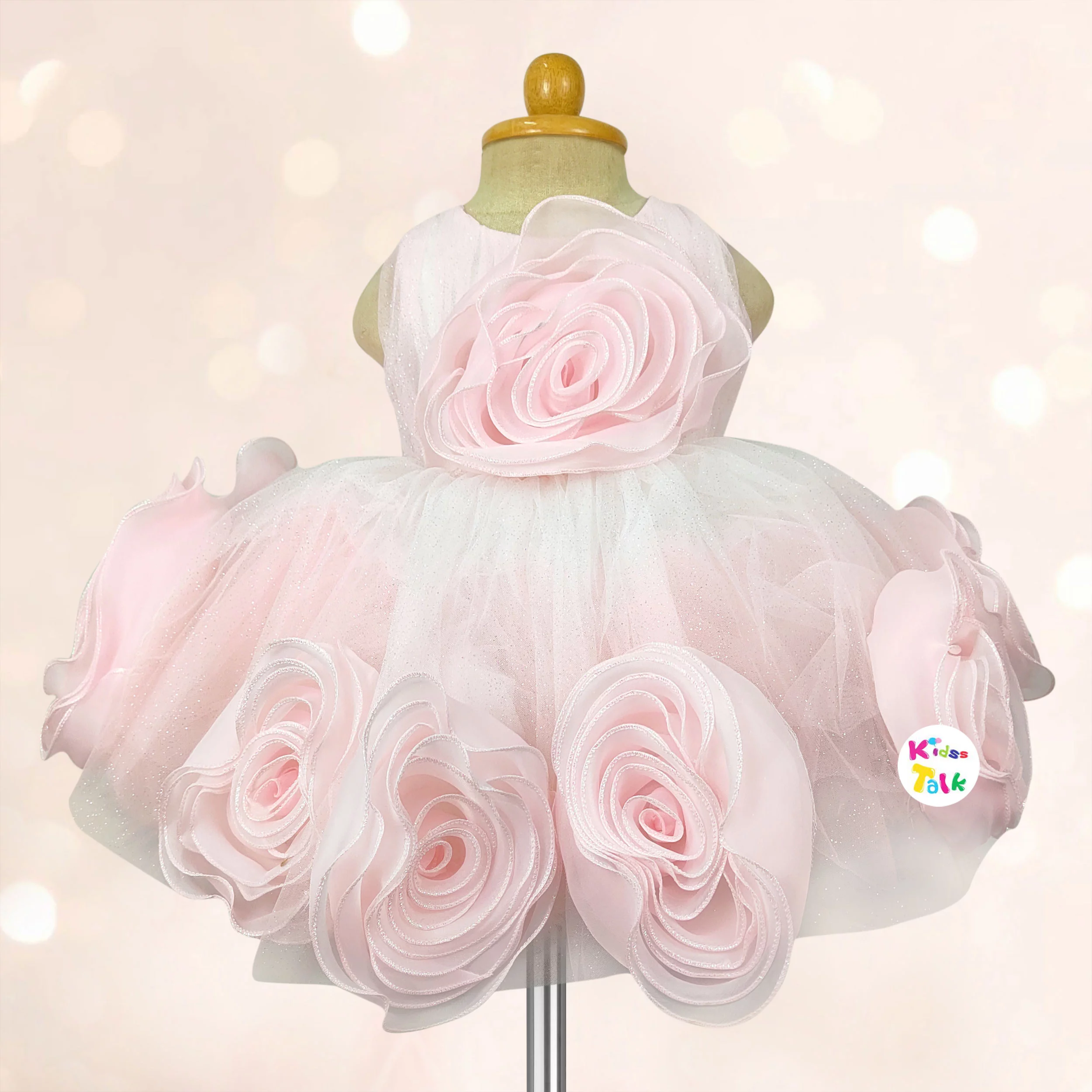 Net Sleeveless Party Frock With Flower Applique - Peach