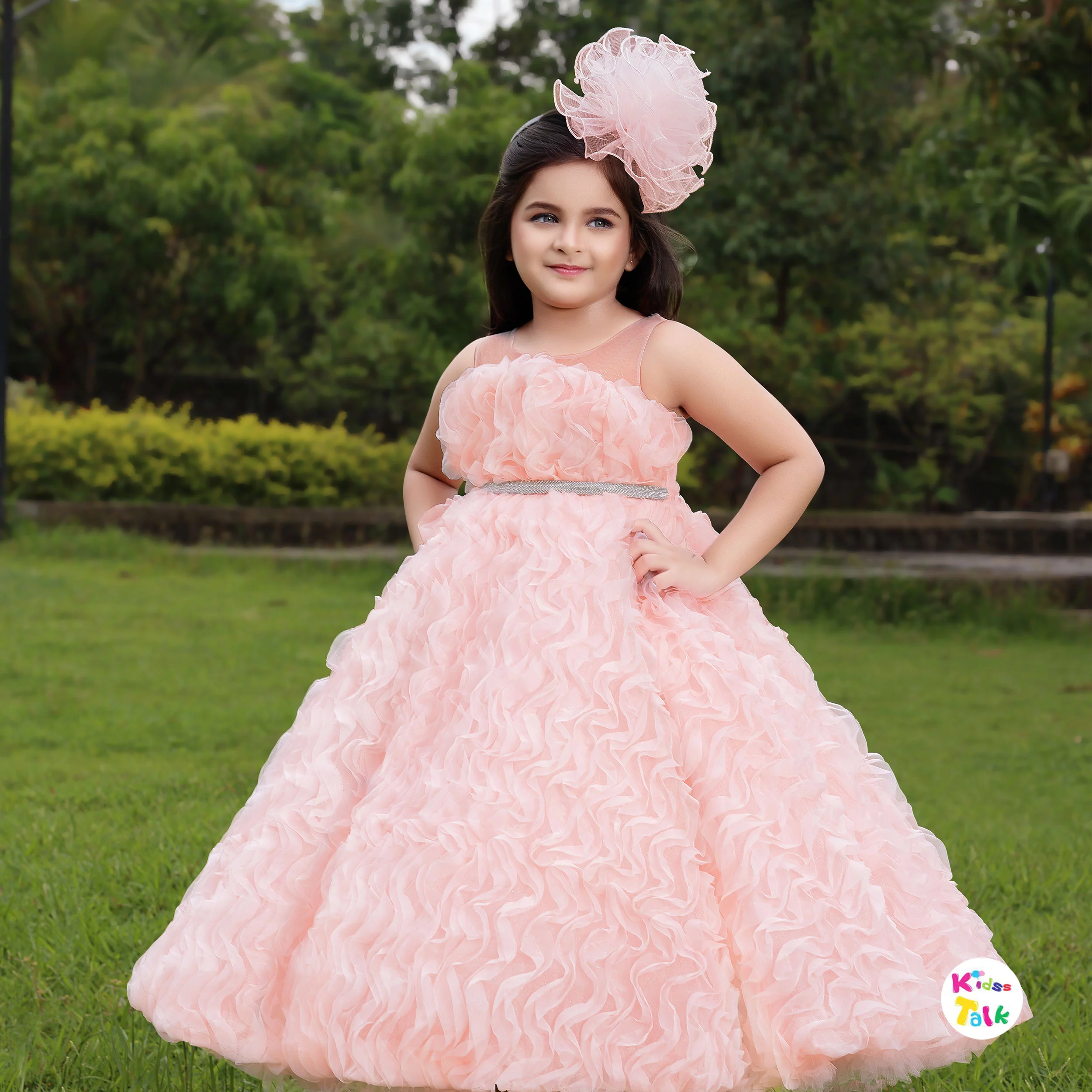 Net Sleeveless Fluffy Party Gown - Peach