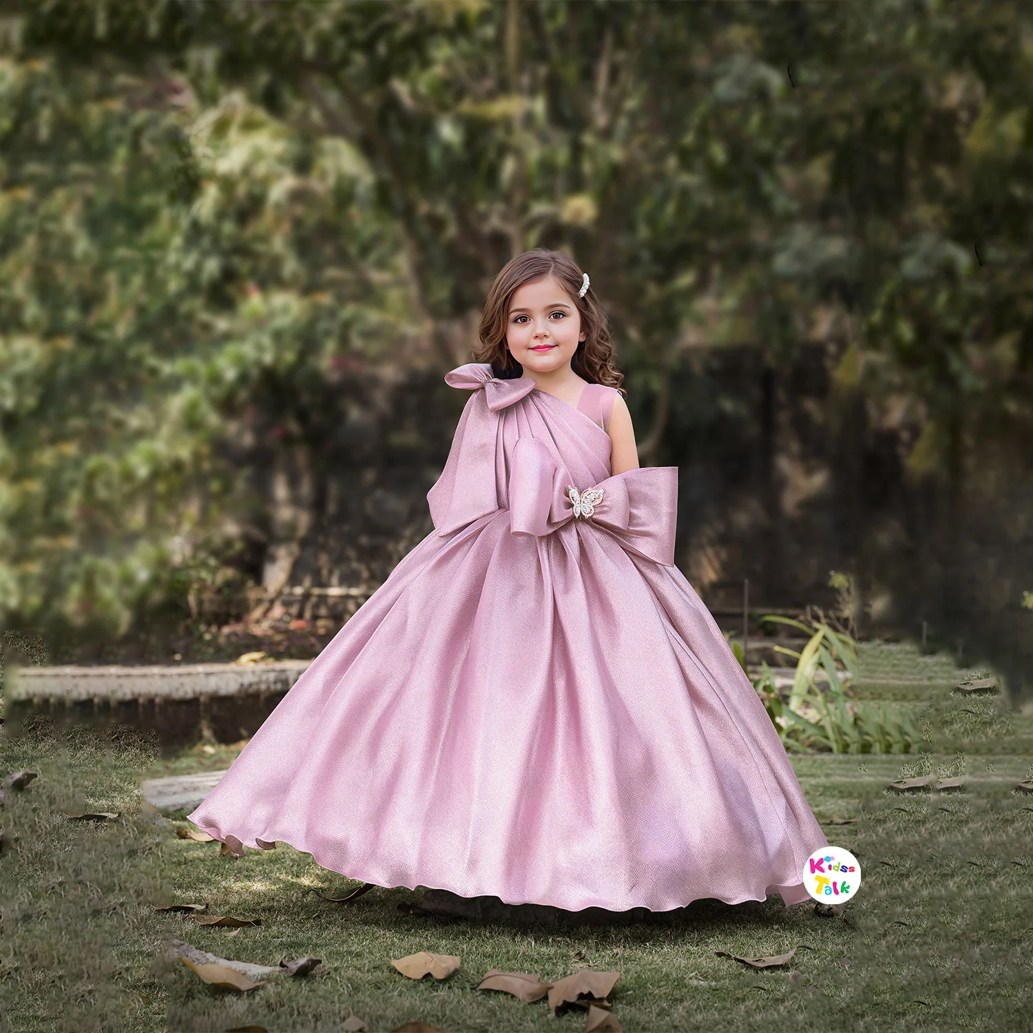 Shimmer Sleeveless Fluffy Party Gown With Bow Applique - Baby Pink