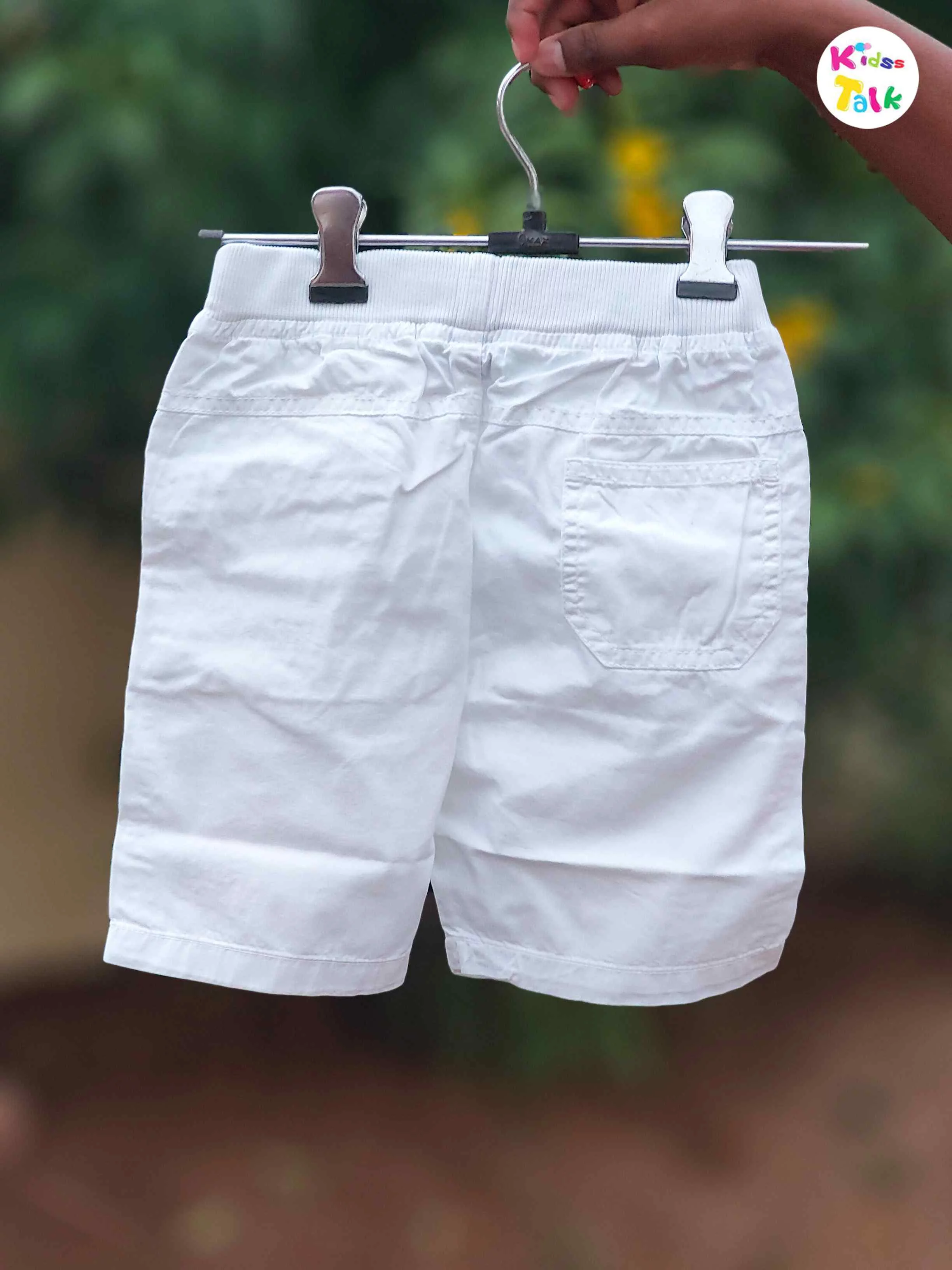 Cotton Solid Regualr Fit Half Pant - White