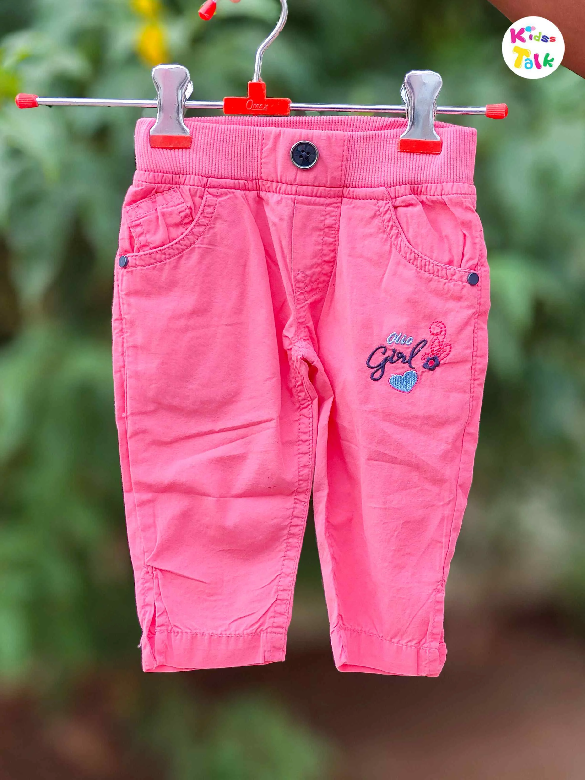 Cotton Solid Regular Fit Capri - Hot Pink
